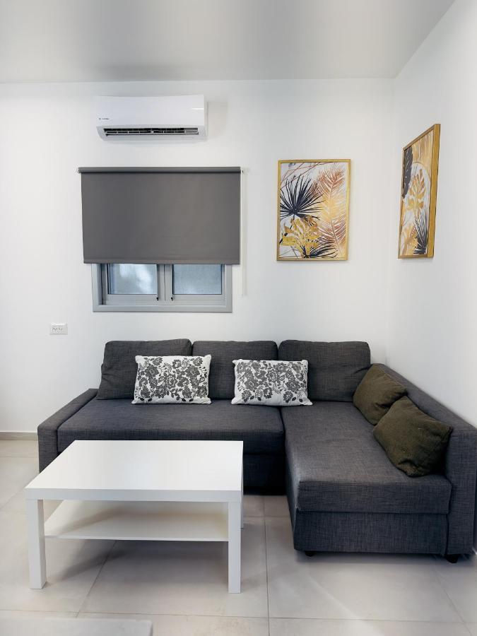 Amazing 2Rooms Apt In Bat Yam - Step By The Beach Eksteriør bilde