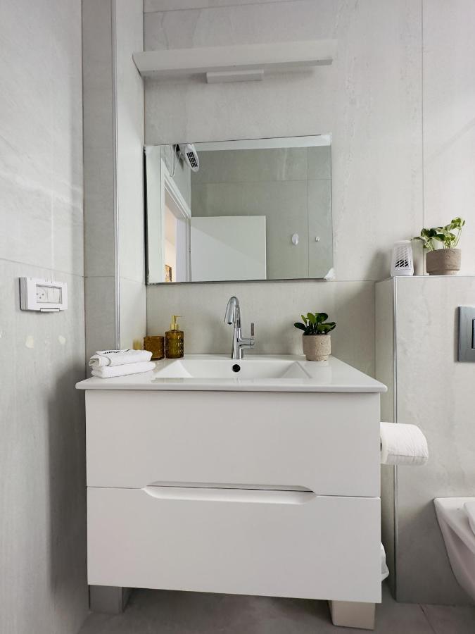 Amazing 2Rooms Apt In Bat Yam - Step By The Beach Eksteriør bilde